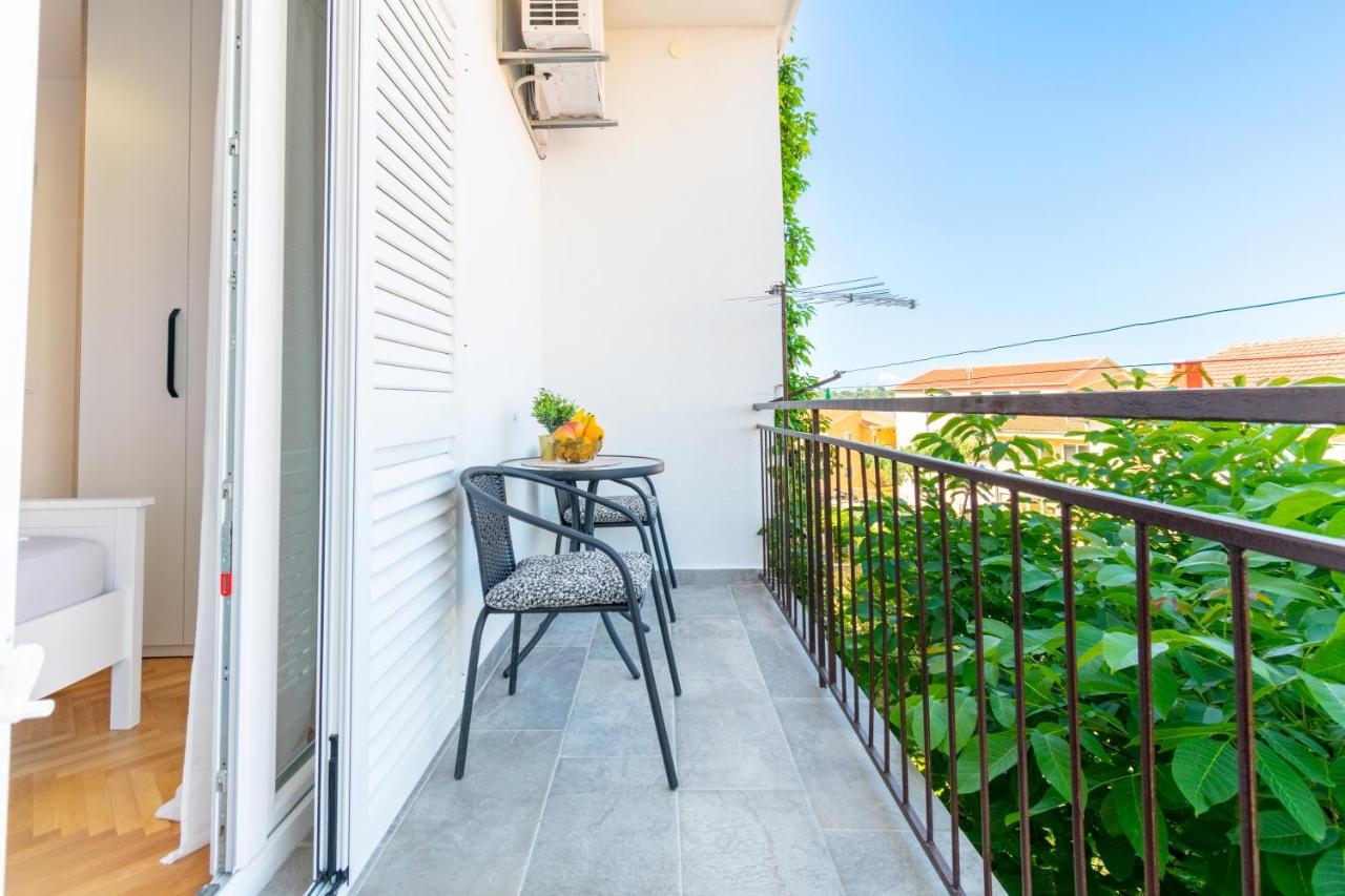 Apartmani Zora Makarska Zewnętrze zdjęcie