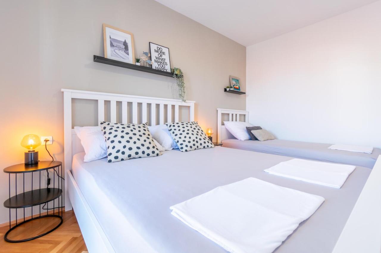 Apartmani Zora Makarska Zewnętrze zdjęcie