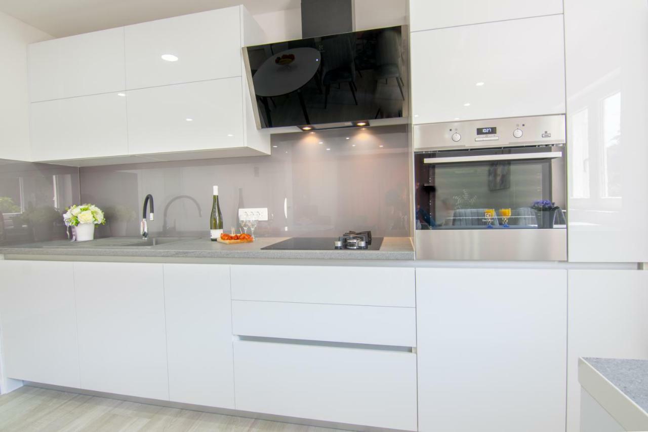 Apartmani Zora Makarska Zewnętrze zdjęcie
