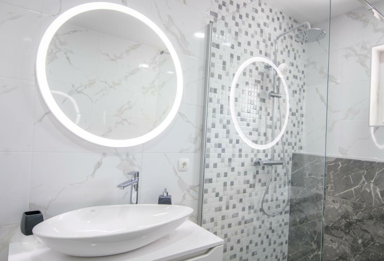 Apartmani Zora Makarska Zewnętrze zdjęcie