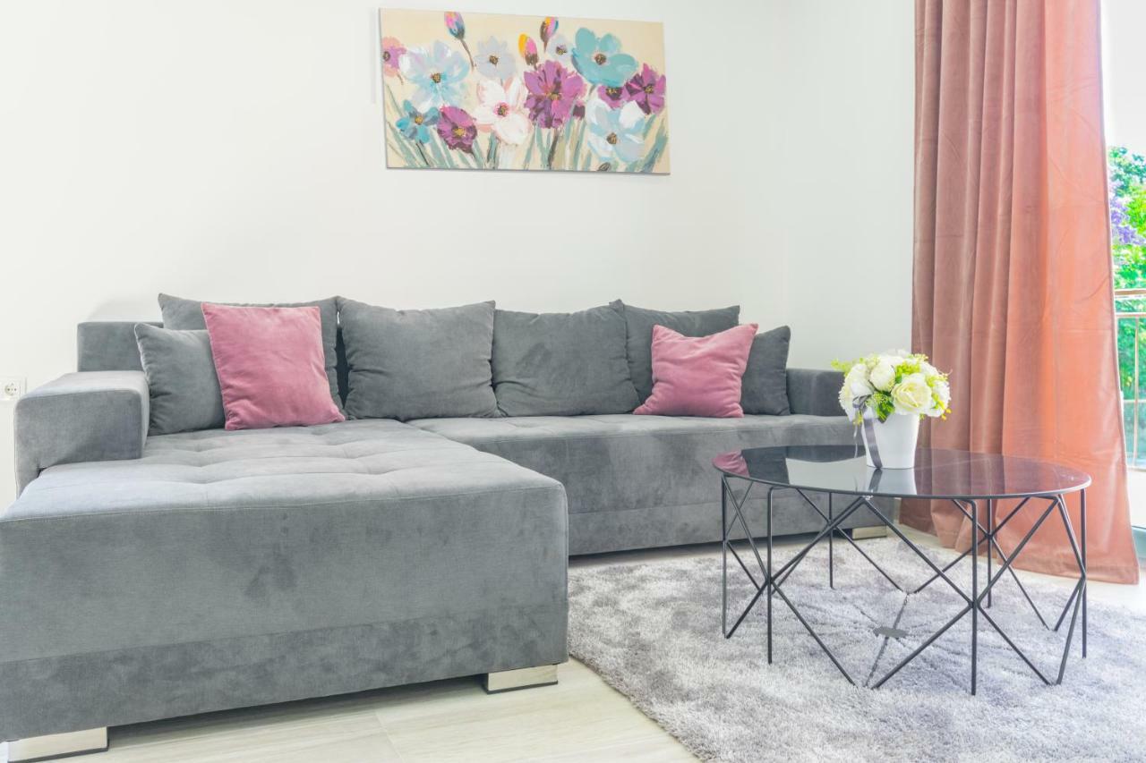 Apartmani Zora Makarska Zewnętrze zdjęcie